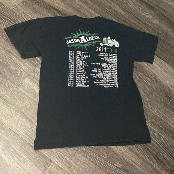 Jason Aldean 2011 Tour T-Shirt Big‎ Green Tractor Size Medium Country Music - Picture 5 of 6